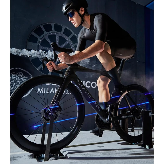 BIANCHI OLTRE COMP Ultegra Di2 12sp kerékpár (2026)