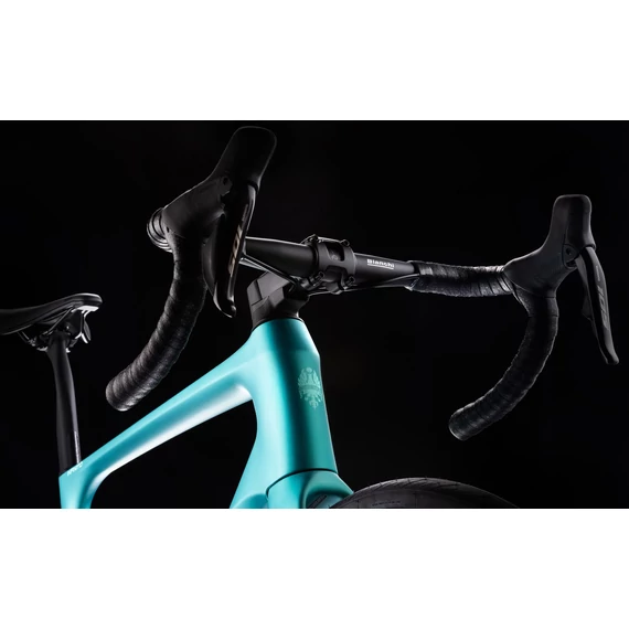 BIANCHI INFINITO 105 Di2 12sp kerékpár (2026)