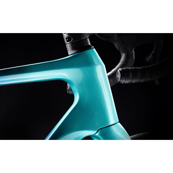 BIANCHI INFINITO PRO Ultegra Di2 12sp kerékpár wattmérővel (2026)